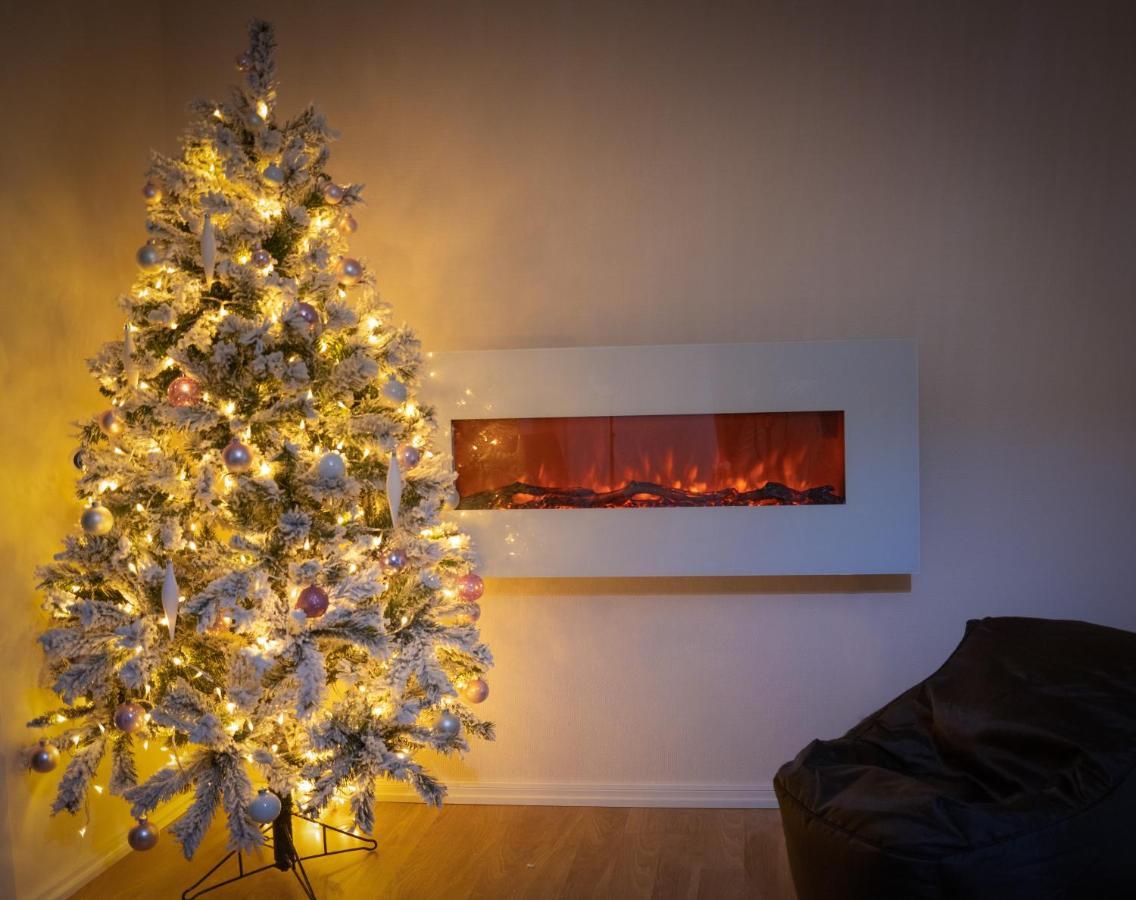 Design Apartment With Lake View, Sauna, Fireplace Rovaniemi Exterior foto